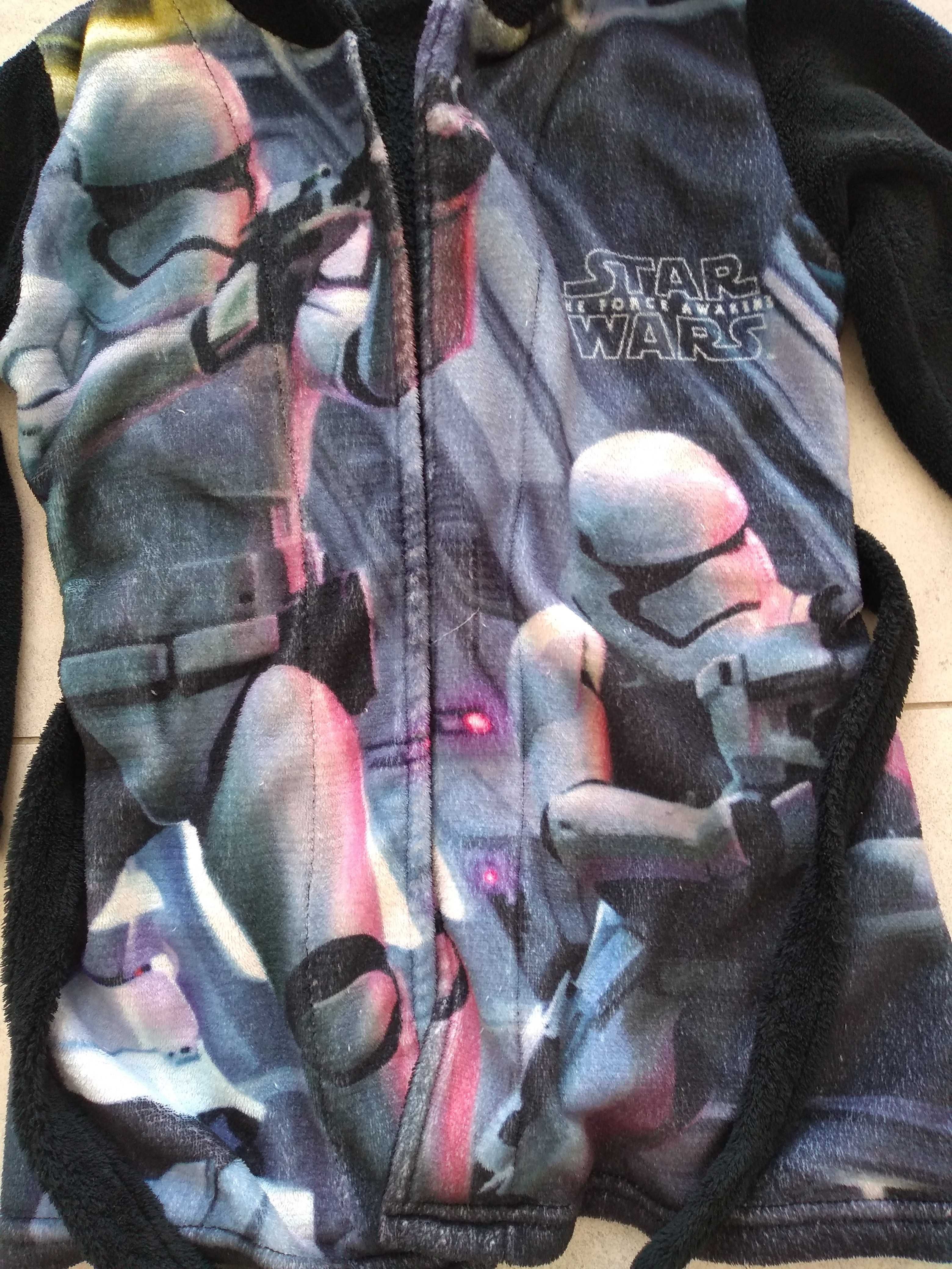 Star Wars szlafrok 5-6 lat stan bdb
