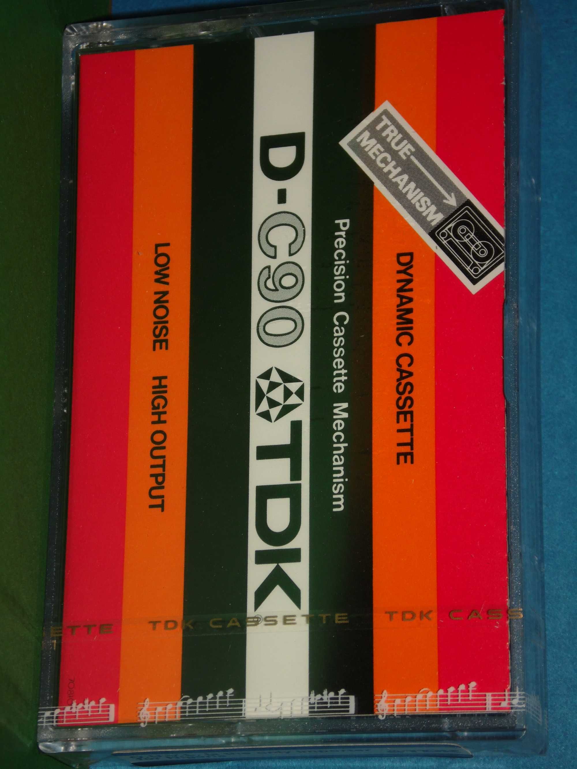 кассета tdk D- C90  1975 год новая в упаковке .