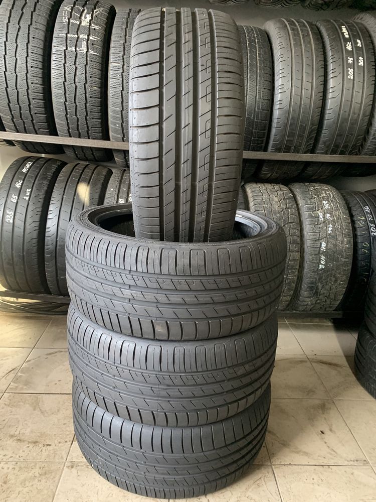 225/40/18 92W GOODYEAR Efficient