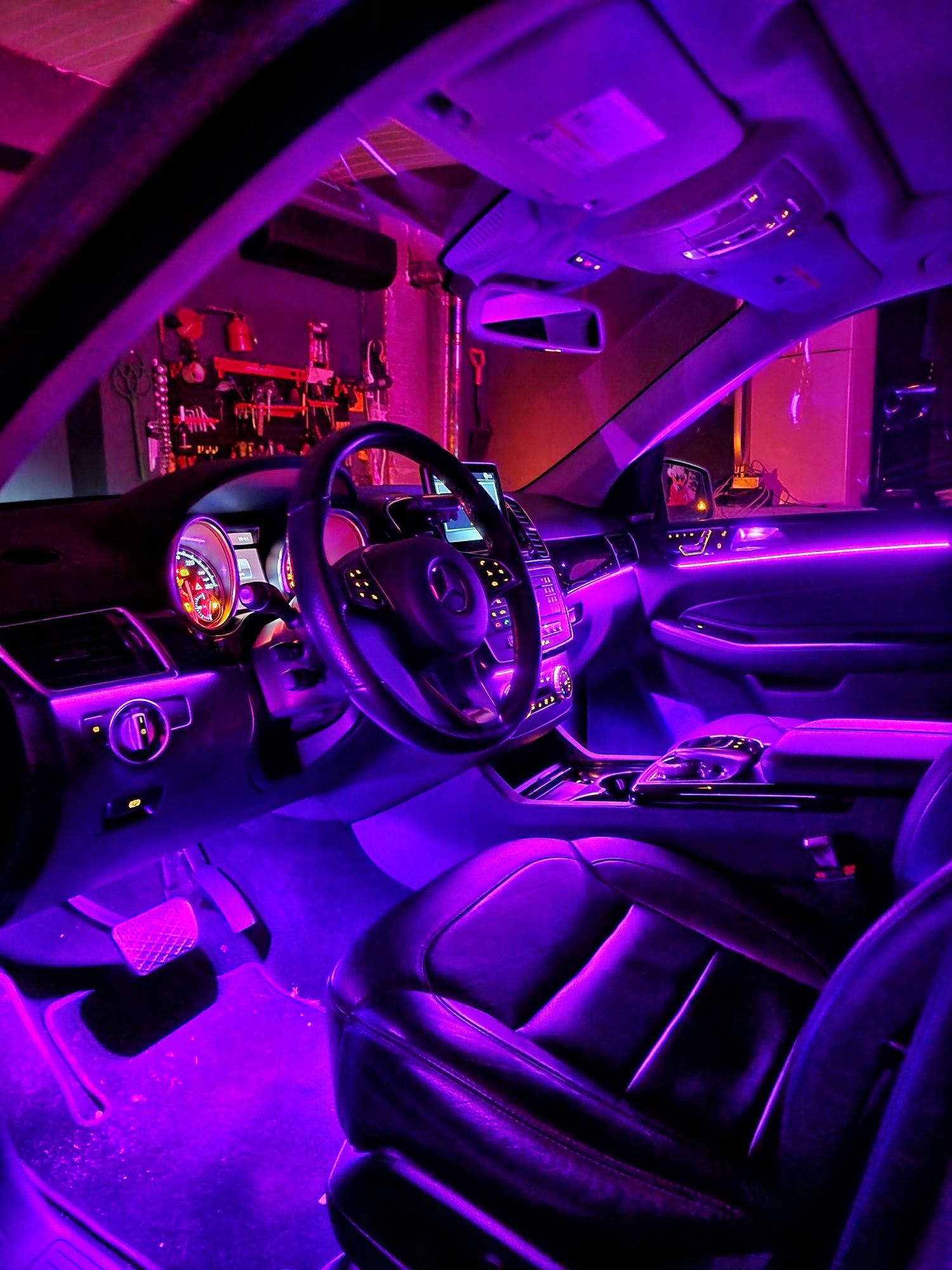 Установка подсветки салона ambient light