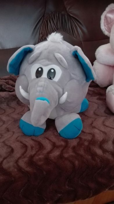 Pluszowa zabawka słonik