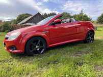 Opel Tigra cabrio 1.4 benzyna