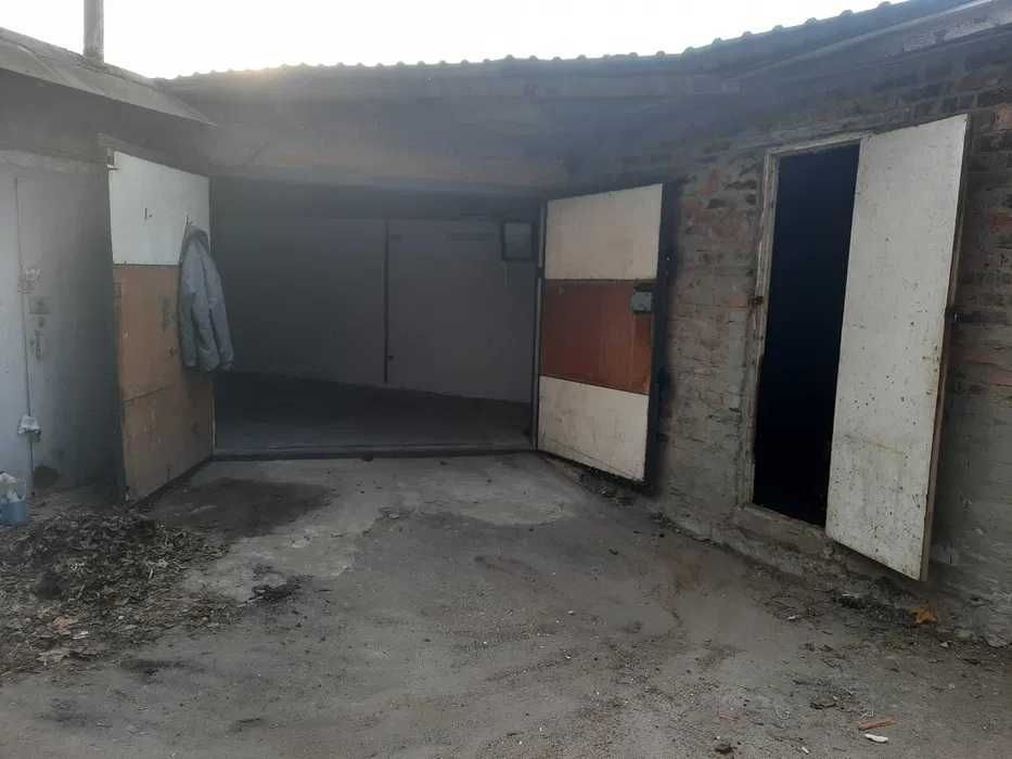 Гараж Польова кооператив Смолянка оренда