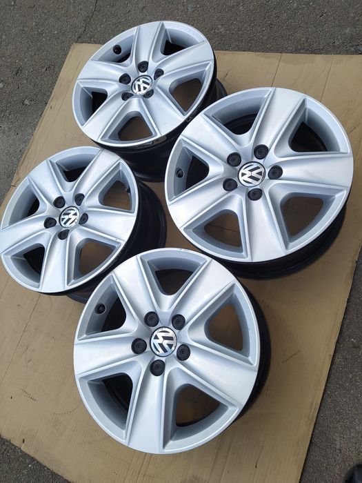 Диски Volkswagen Golf Touran Caddy Jetta Skoda Octavia Seat R16(5*112)