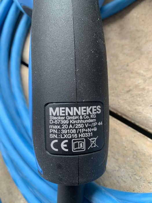 Kabel do ładowania Mazda