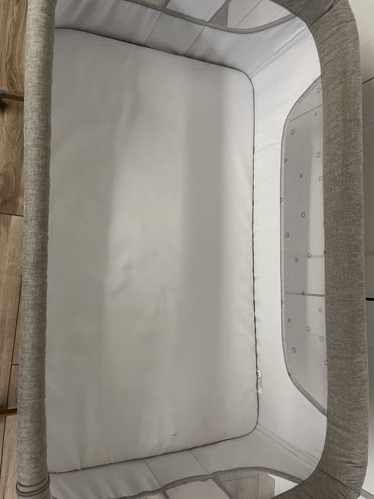 Łóżeczko dostawka Momi smart bed 4w1