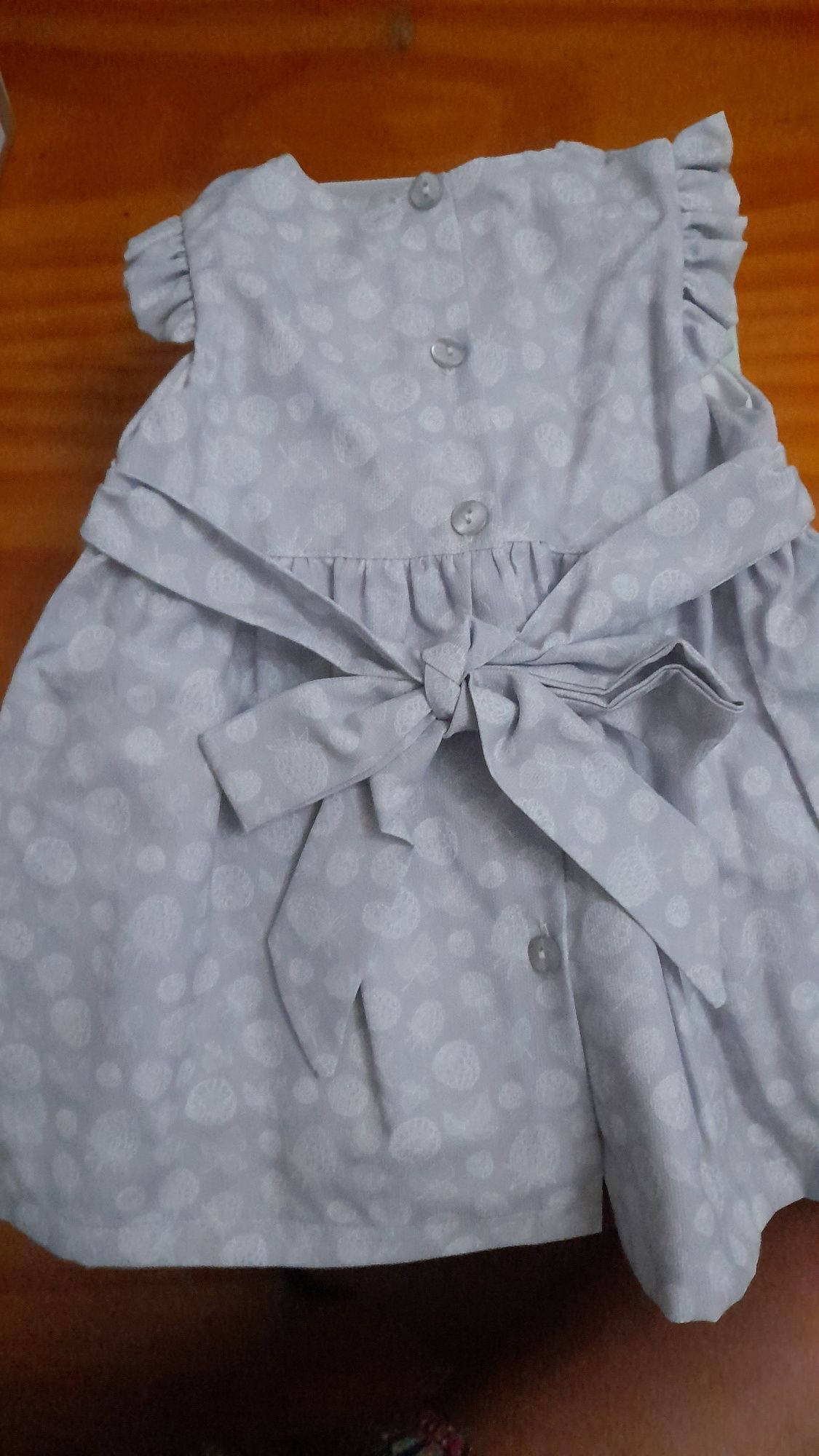 Vestido de menina novo 3/6meses