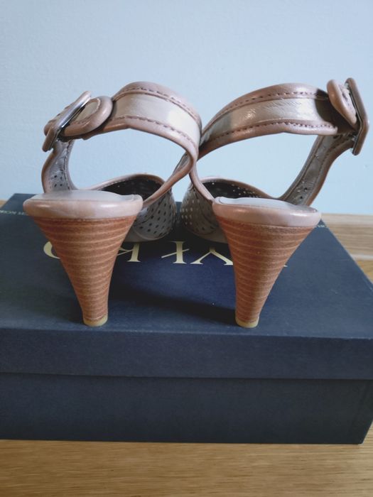 Letnie czółenka 36.5