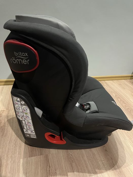 Автокресло Britax