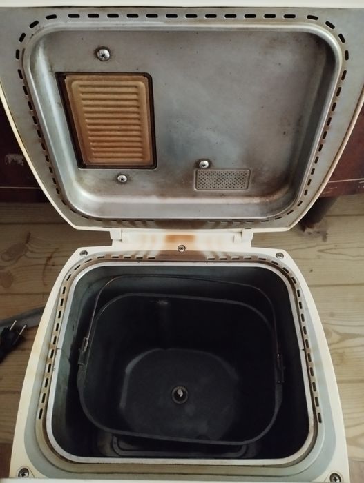 Хлібопічка Panasonic SD-257