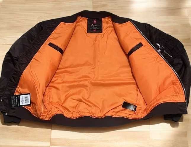Новий оригінал Alpha Industries MA-1 бомбер
