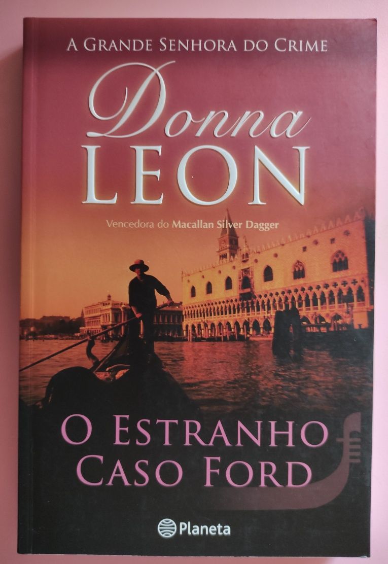 Livro "O Estranho caso Ford"