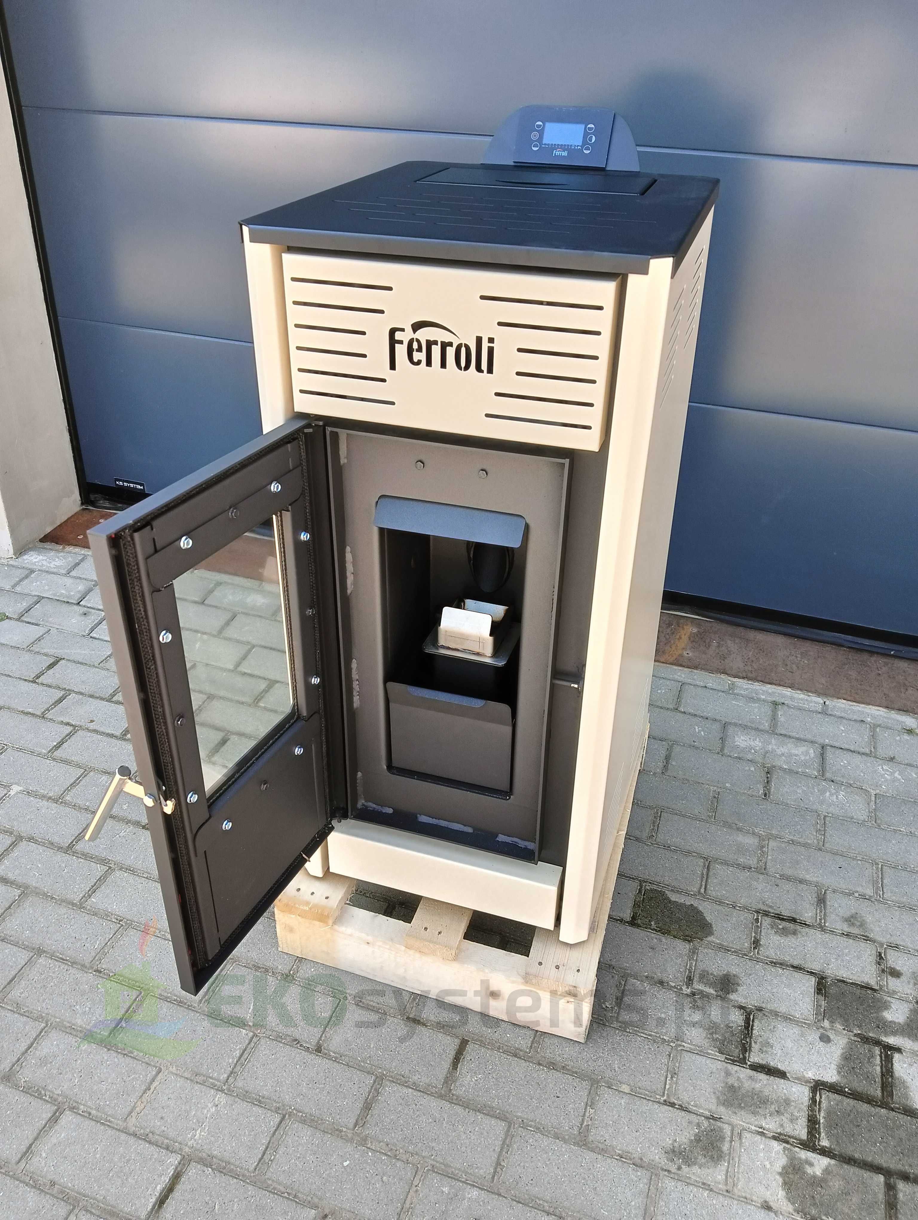 Ferroli kominek piecyk piec na pelet pellet 8 kW co+cwu z płaszczem