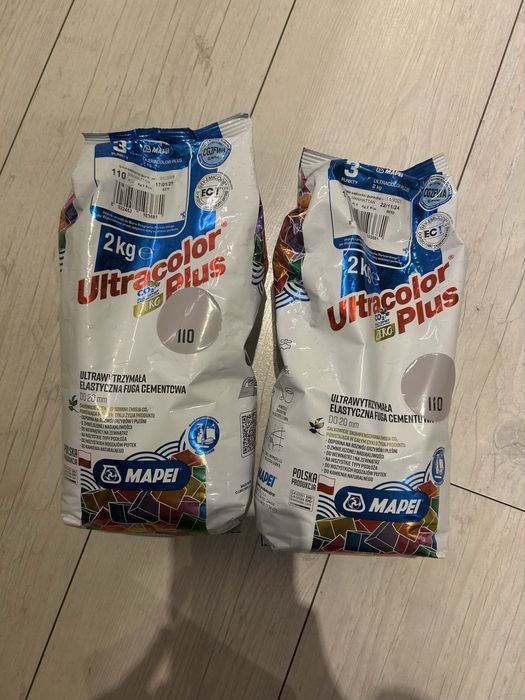 Fuga spoina Mapei w kolorze 110
