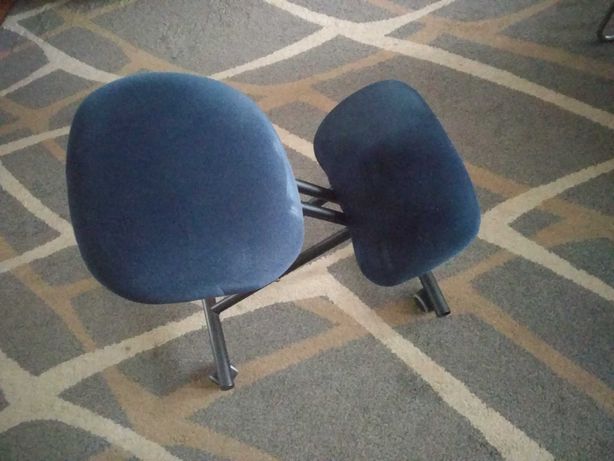 Klękosiad, klęcznik, krzesło ergonomiczne