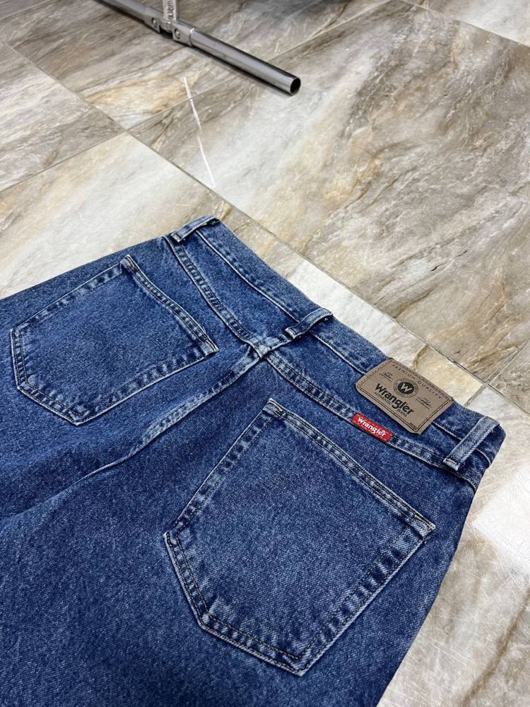 Класичні джинси Wrangler 32x34 Regulag Fit джинсы синие classic
