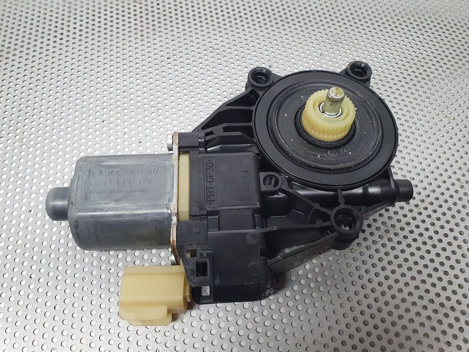 Motor vidro frente direito FORD Fiesta VI (CB1, CCN)