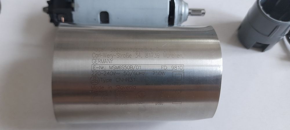 Блендер Bosch MSM6S50B  по запчастям.