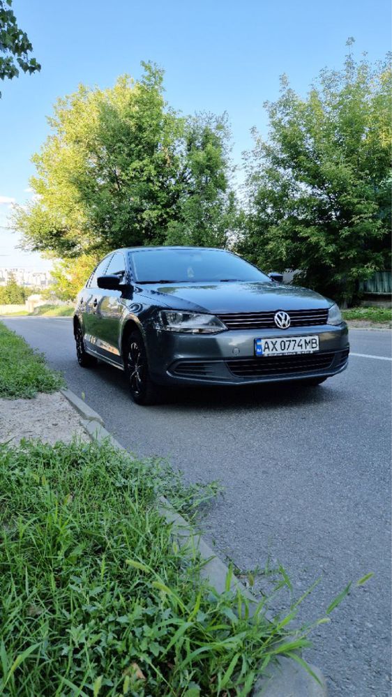 Автомобіль Volkswagen jetta 6 2014 2.0