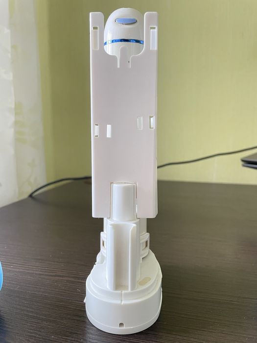 Іригатор Jetpik для чистки зубів