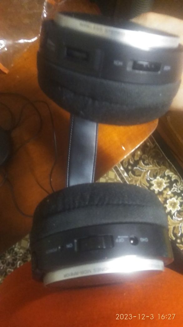 Наушники Sony MDR-RF 810 F