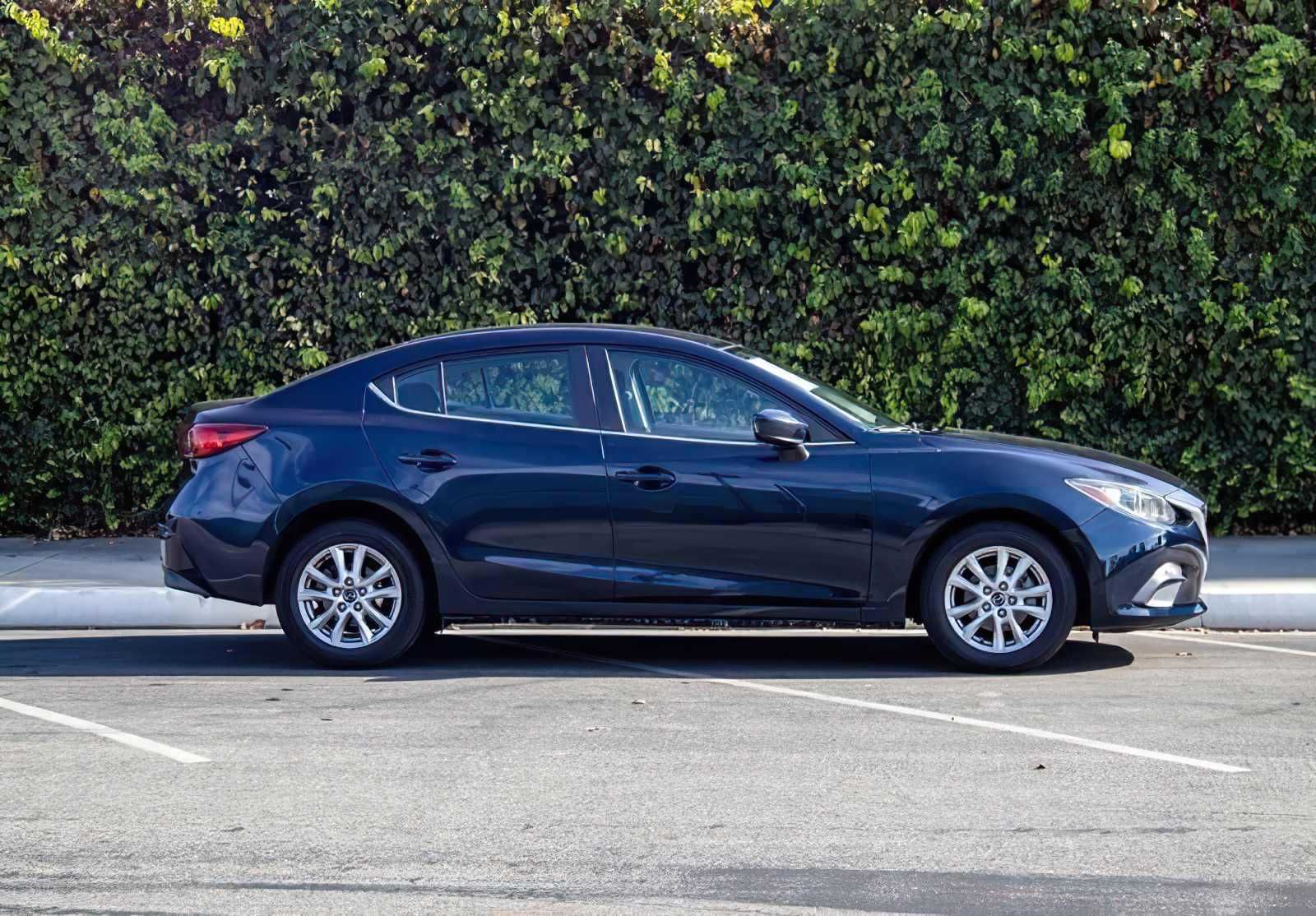 2016 Mazda MAZDA3