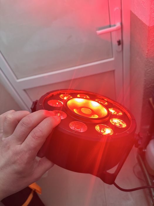 Продам чотири led Par