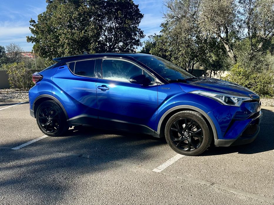 Vende-se Toyota CHR 2019