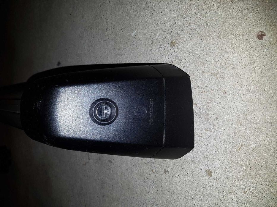 Belki na dach Mercedes C 207 oryginalny bagażnik