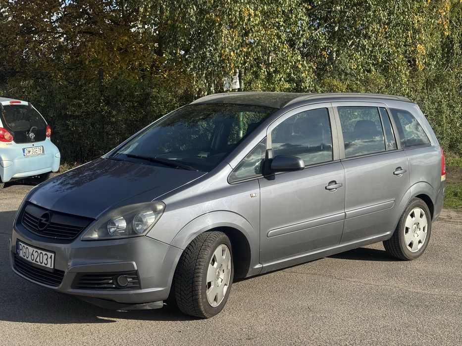Opel Zafira 1.6 LPG 2005r. Manual/7-osobowy/tempomat/klima/PDC