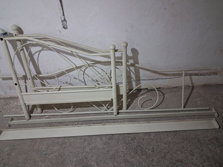 Łóżko metalowe ecru 90x200