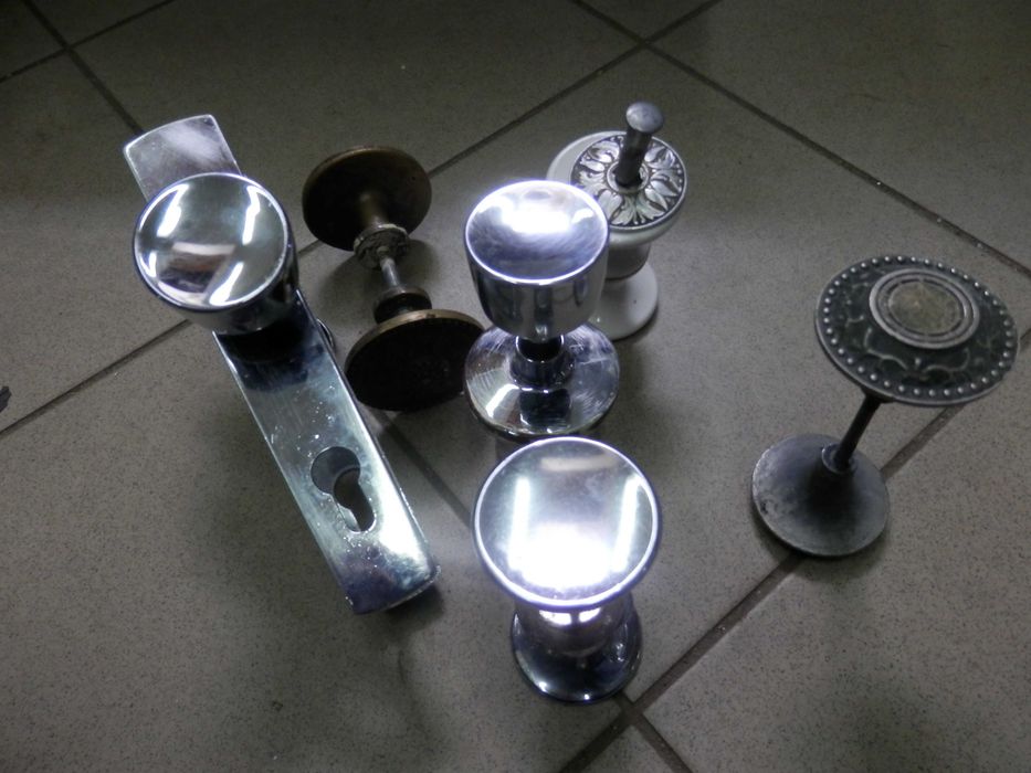 Ручки     дверные