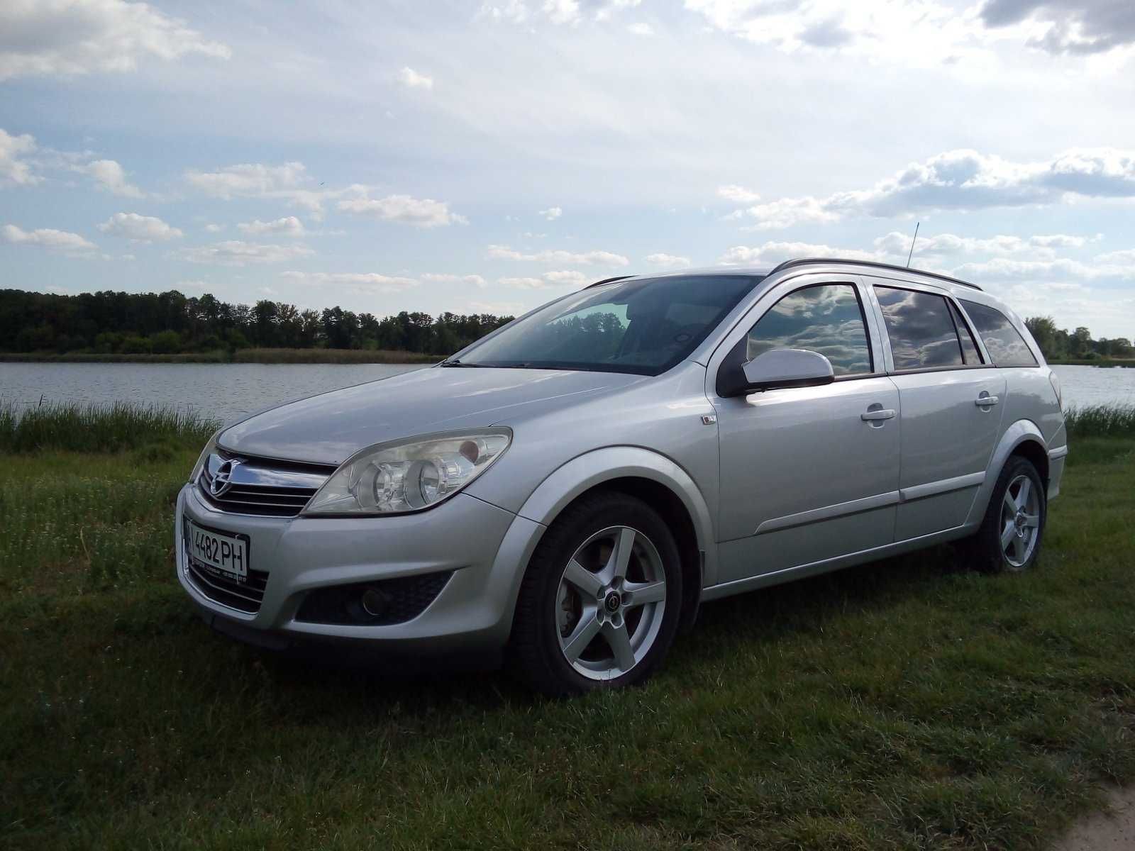 Продам Opel Astra H 1,9дизель