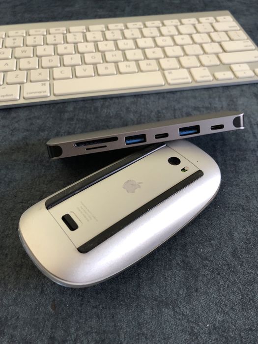 Macbook pro defeito/ display novo 2018+ magic mouse+ techdo apple+ hub