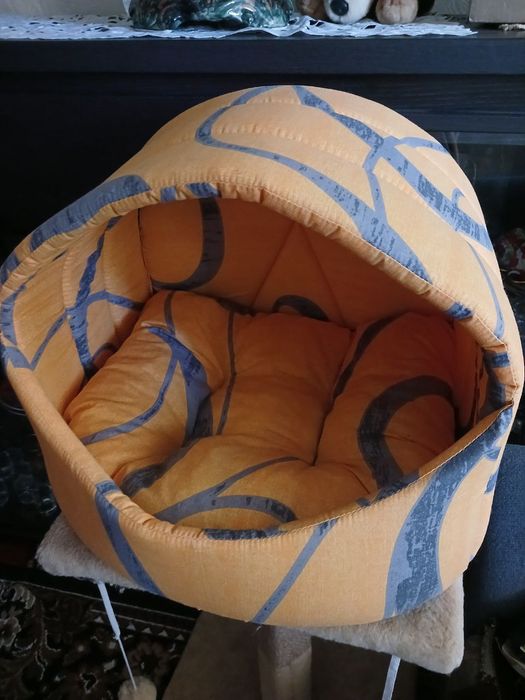 Хатинка для котиків