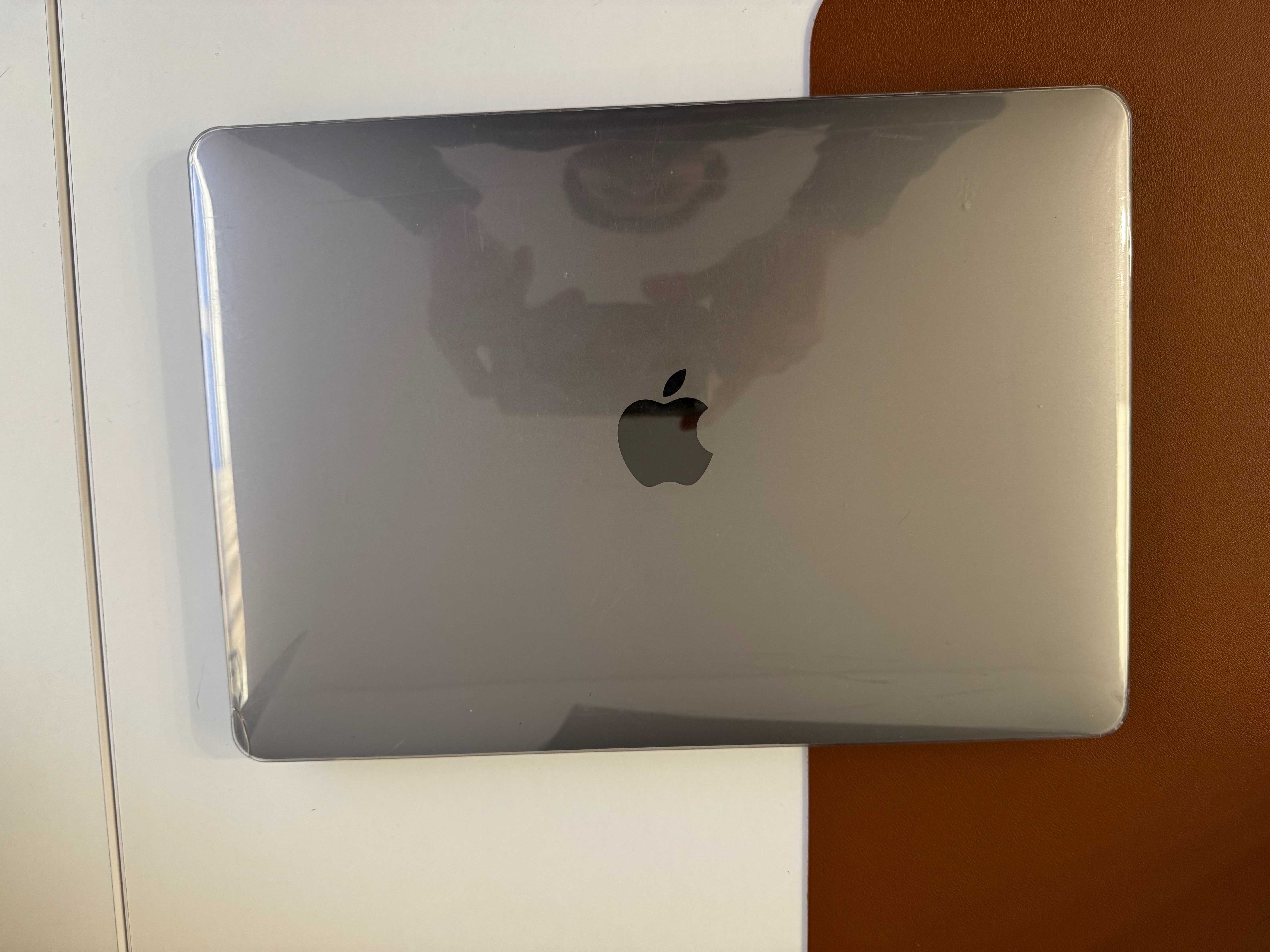 MacBook Pro 13'' 2020 | Intel i5 | 8GB RAM | 500GB SSD | Impecável