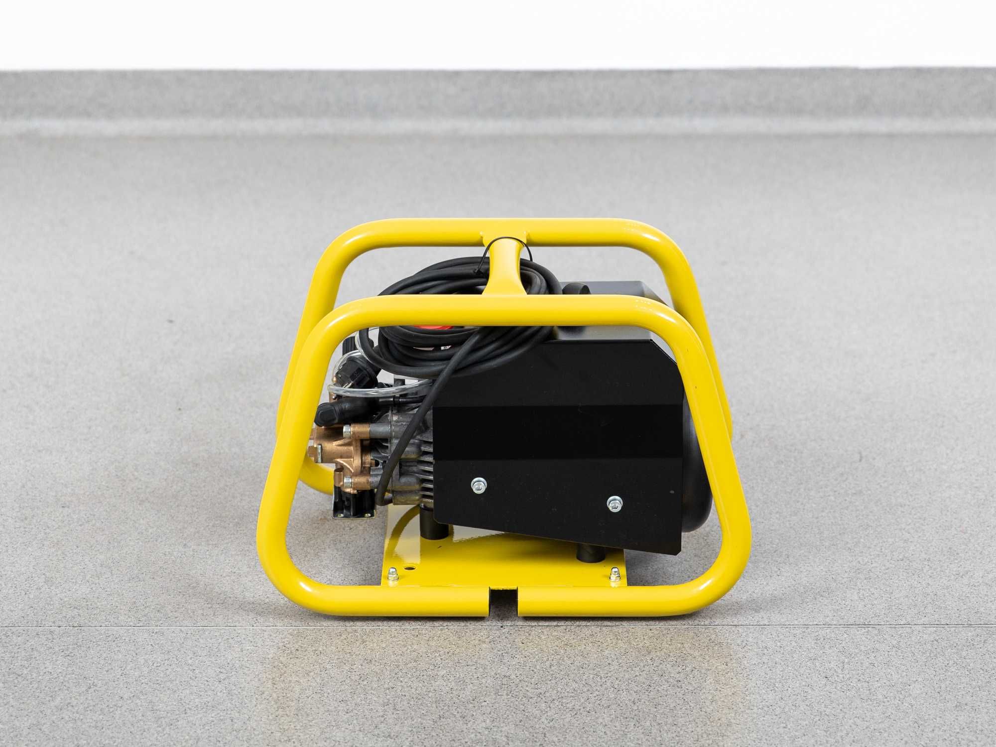 Myjka KARCHER HD 600 CAGE 650L/H 105BAR 2000 NETTO