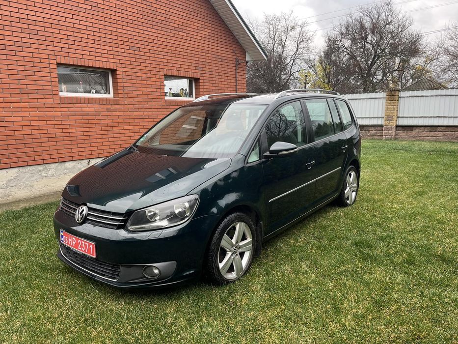 VW Touran 2.0 TDI ціна 10700$ 103kw 2011р механіка 6-ст