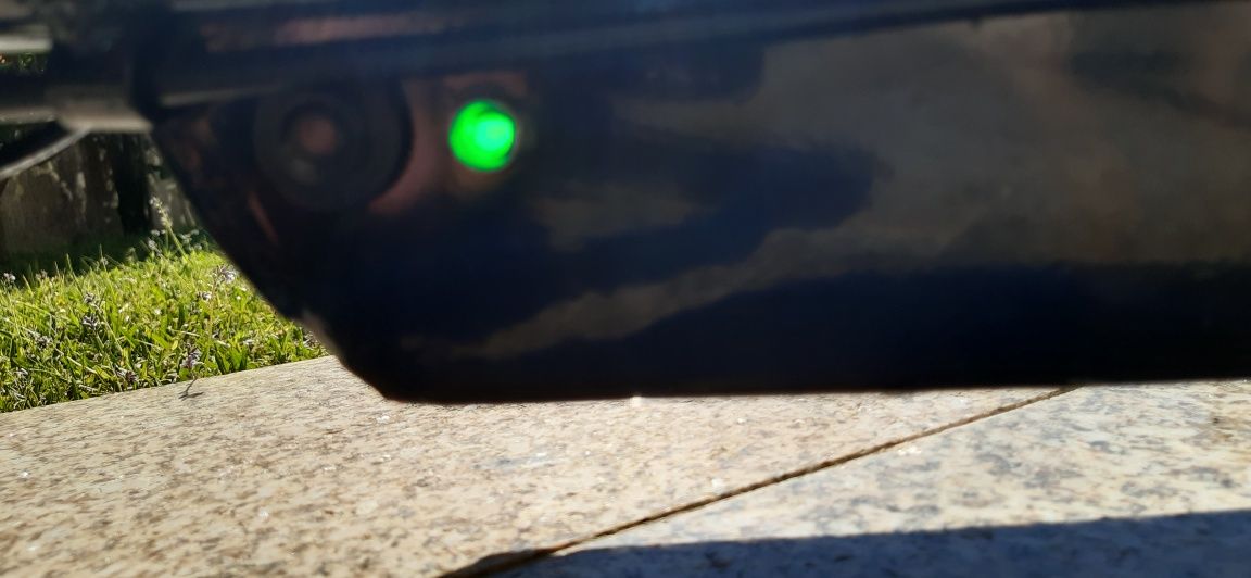 Trotinete eléctrica de criança
