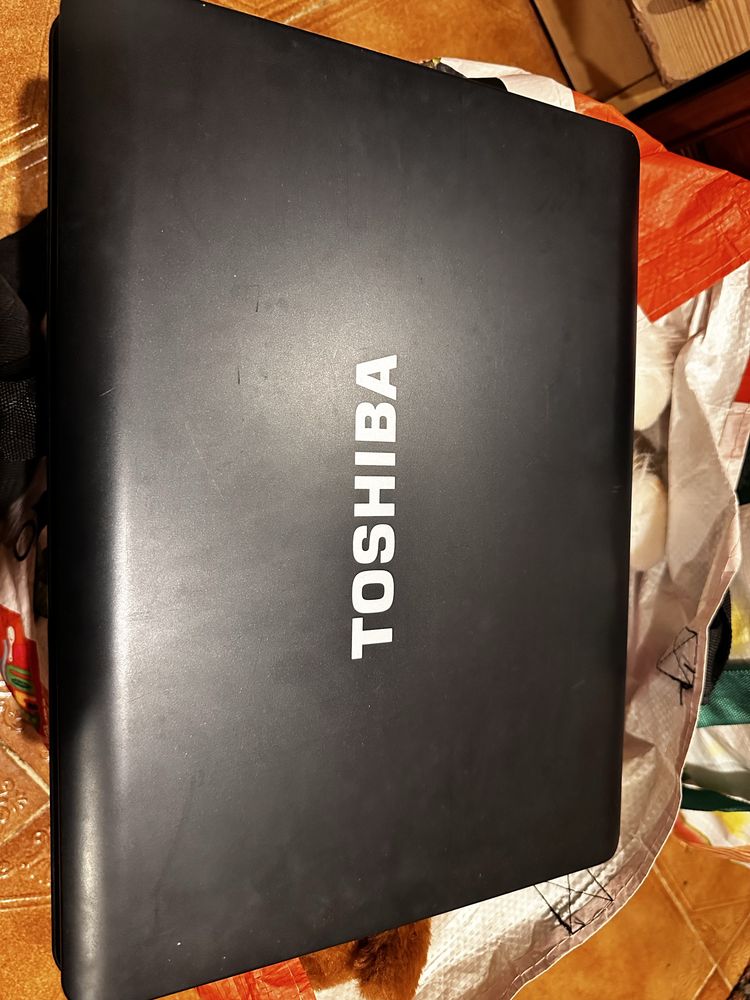 Computador tochiba