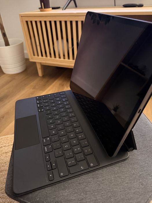 Ipad Air M2 13" - Igual a Novo (2025)