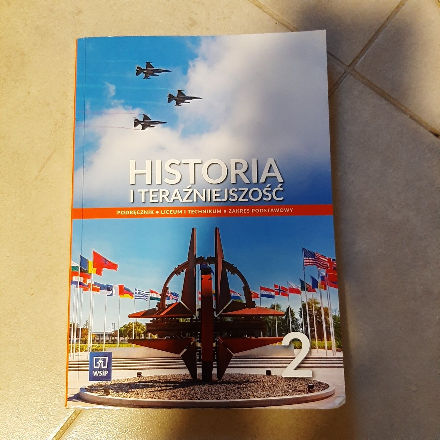 Historia i teraźniejszość 2