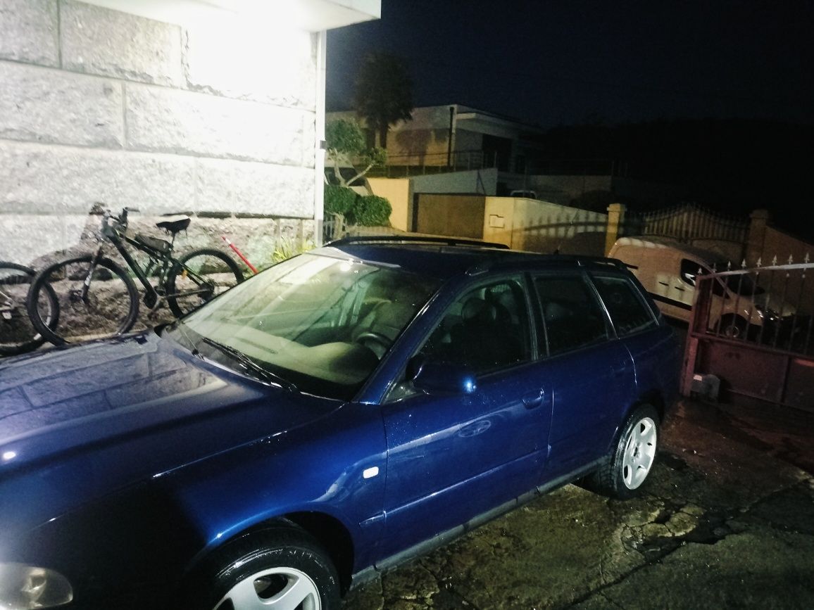 Audi A4 de 99  motor 1.9 TDI boa de mecânica