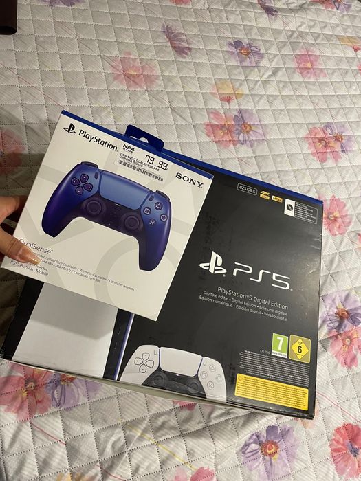 playstation 5 com 2 controles