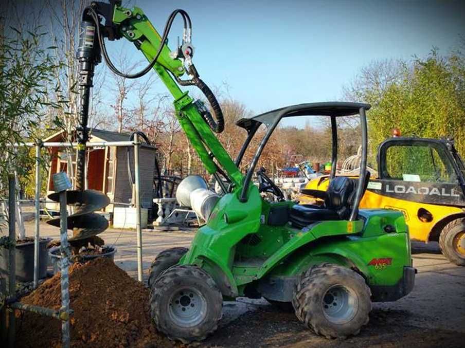 Послуги ОРЕНДА  Бур Ямобур Гідробур міні навантажувач Avant Bobcat JCB