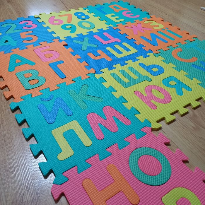 Пазли інтерактивний килимок алфавіт