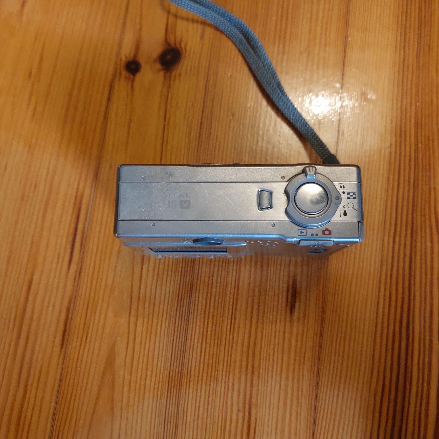 Aparat Canon PC1012