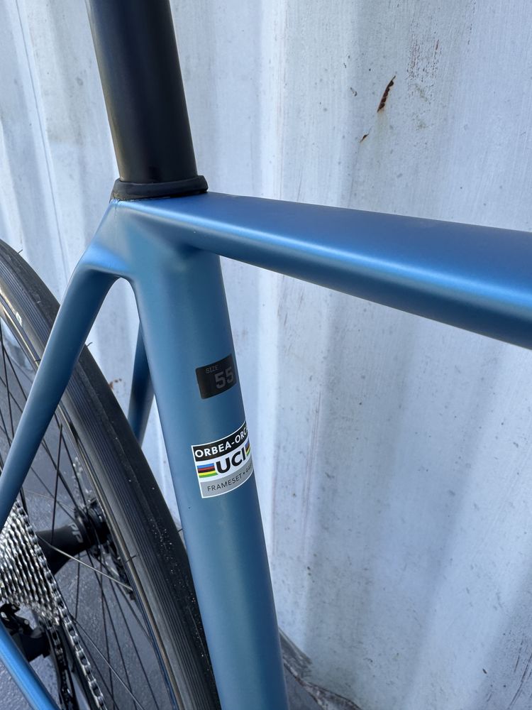 Rower szosowy Orbea Orca M35i rozm 55 Slate Blue 105 Di2 koła carbon