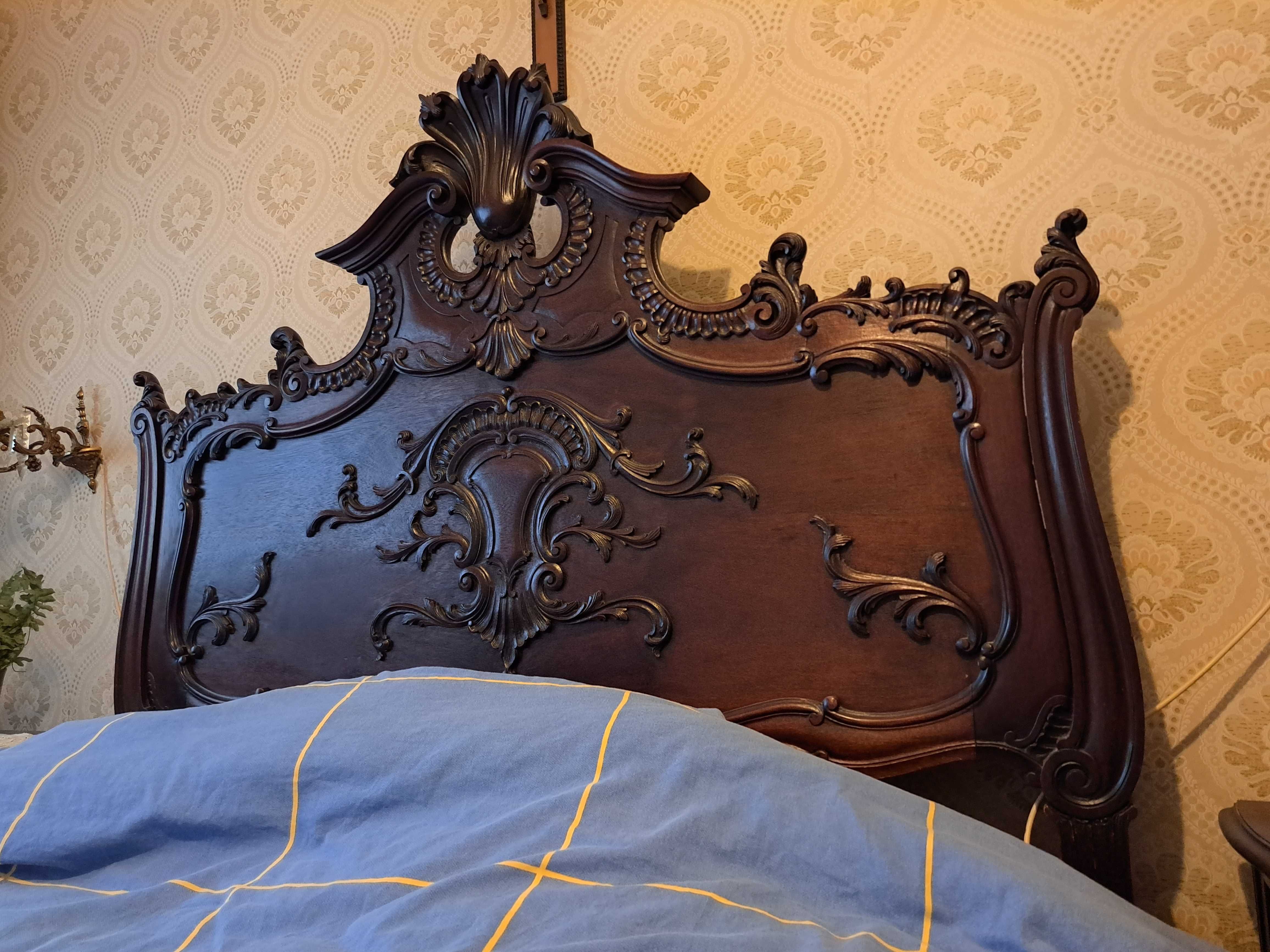 Mobília completa de quarto estilo D. João V