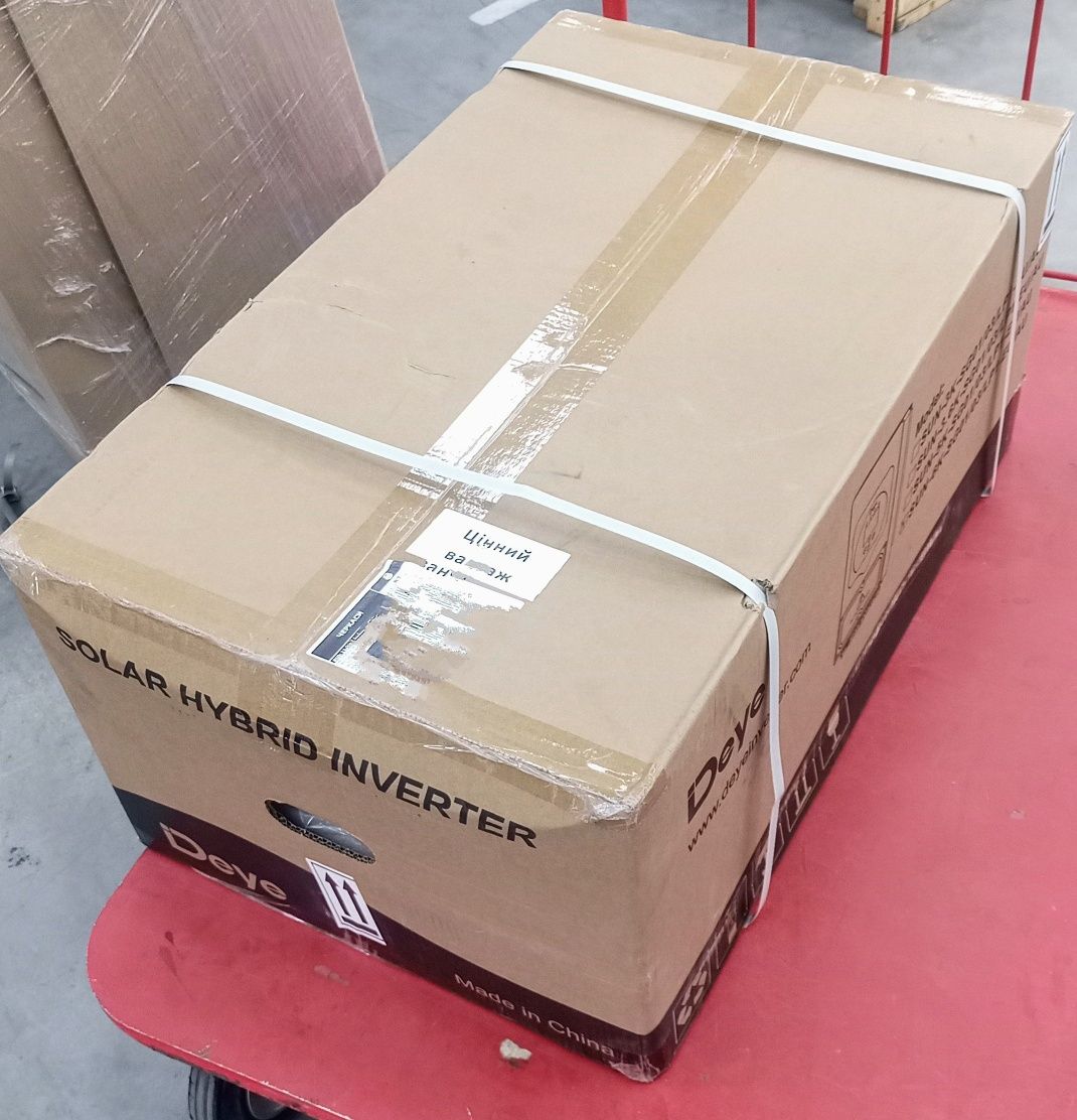 Гібридний інвертор Deye SUN-6K-SG03LP1-EU Дея 6квт Інвертор